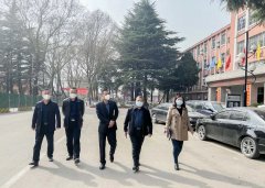 灞桥区教育局到我校督导检查疫情防控工作