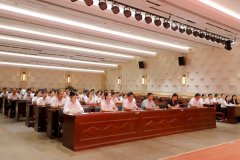 <b>技能点亮青春梦想 匠心铸就精彩人生|西安轨道交通技师学院组织教职工演讲比赛</b>